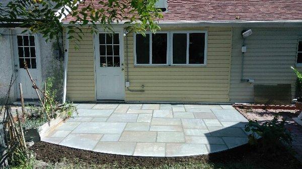 New full-range color thermal flagstone patio.