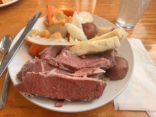 Corned beef dinner