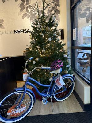 It's a giving time here at Nefisa! We sponsor families during the holidays ‍‍