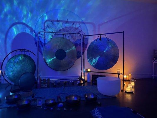 Sound Healing  can promote healing in anxiety, stress, pain, clarity, sleep and more