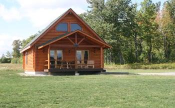 Honeoye Log Cabin at Cobtree