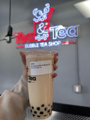 Honey Milk Tea w/Boba