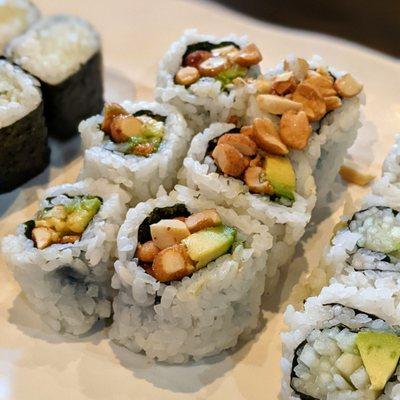 Peanut and avocado sushi