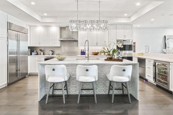 Need New Kitchen Ideas? I work with the best contractors in town.  Let's chat today! 

Aleks Pavlova 
Real Estate Agent in Tampa FL