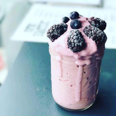 Try our delicious art smoothies off our secret menu