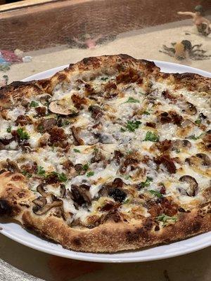 Mushroom pizza (so dang good)