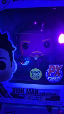 PX Previews Exclusive Avengers Endgame Iron Man (I am Iron Man) glow in the dark pop