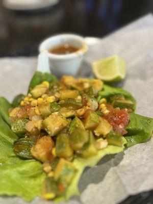 Calabacita with lettuce