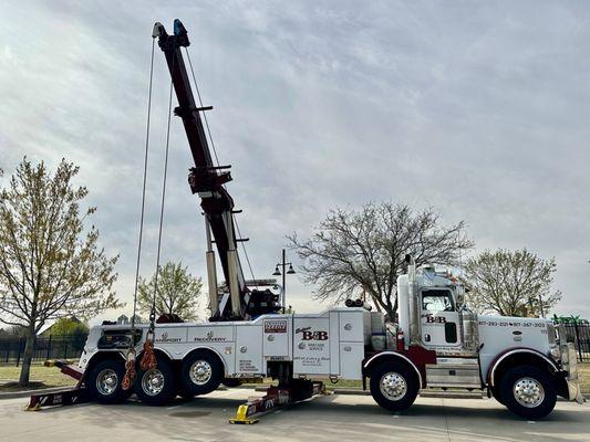 Heavy-Duty Truck