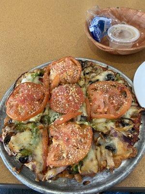 Small vegetable pizza