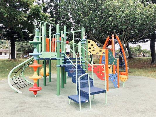 Updated playground equipment that your kiddies can pay with Biba apps!