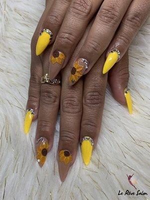 Beautiful 3D Sunflower design acrylic full set with some jewels