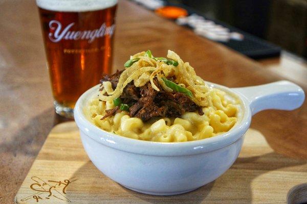 Short rib mac & cheese and a beer