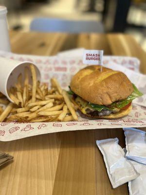 Single smash burger