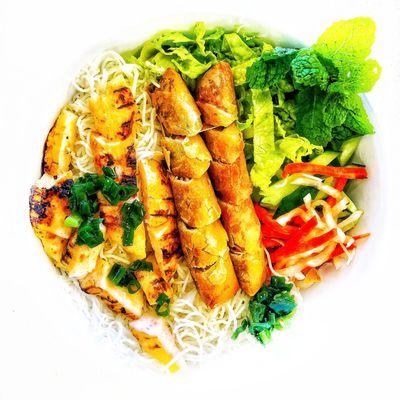 #90 Vermicelli with pounded shrimp and spring roll $13.99