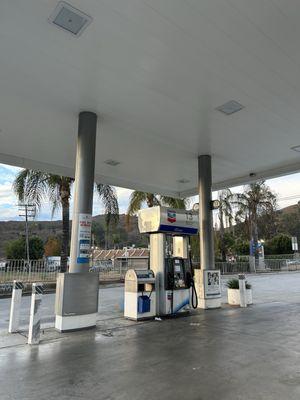 11/29/24 Running on fumes, this Chevron is right off the freeway