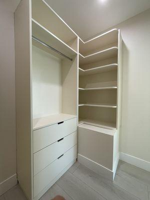 Closet furniture