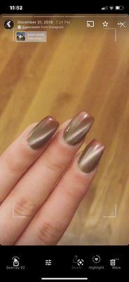 Cat eye gel manicure