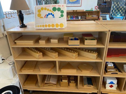 Sensorial shelves