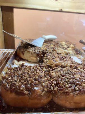 Pecan sticky buns