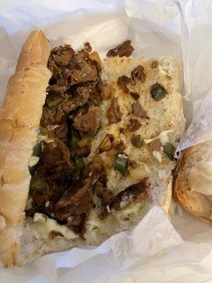 Philly cheesesteaks taste like dirt and smell like shit