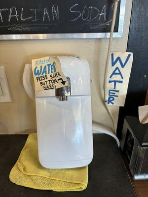 Water dispenser