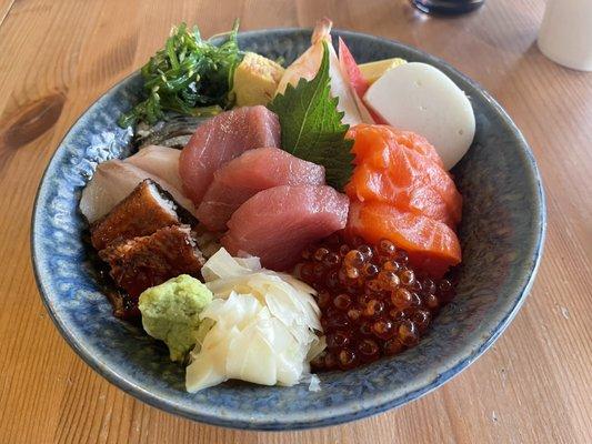 Chirashi Bowl - Fresh and tasty