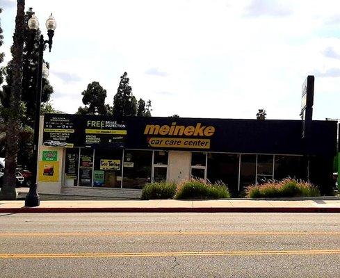 Meineke Car Care Center - building