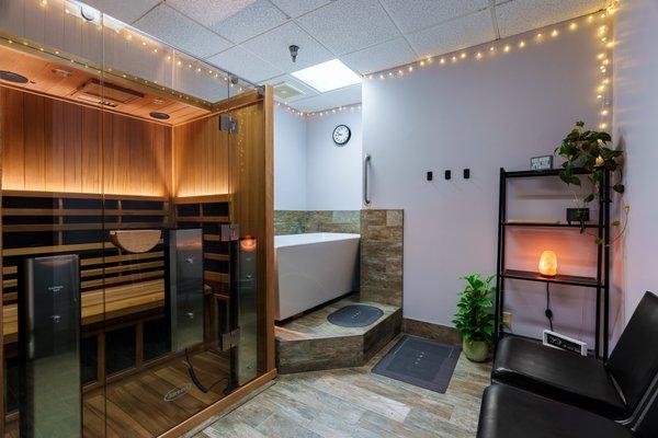 Introducing: The Cadence Contrast Suite! With an infrared sauna and PLUNGE ice bath.