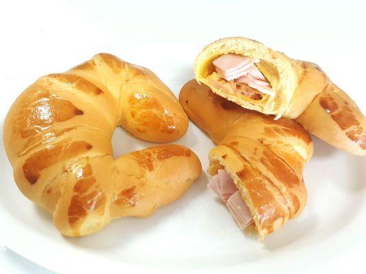 Cachitos de JAMON y Queso