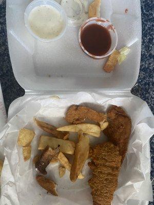 Kid's 3 Pieces Chicken Tenders with Fries