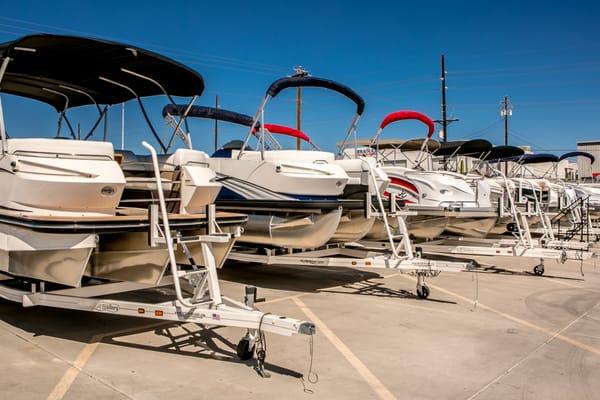 New Lines of Pontoons