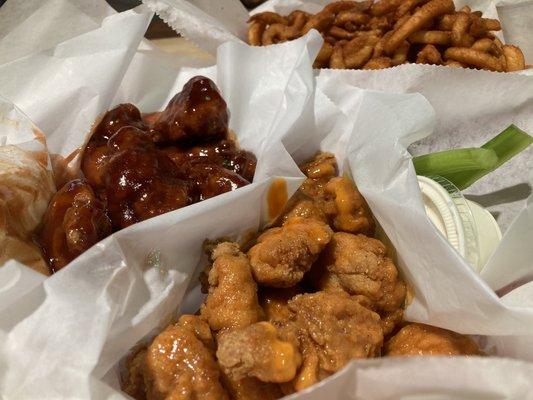 16 Wing Basket & Basket of Curly Fries