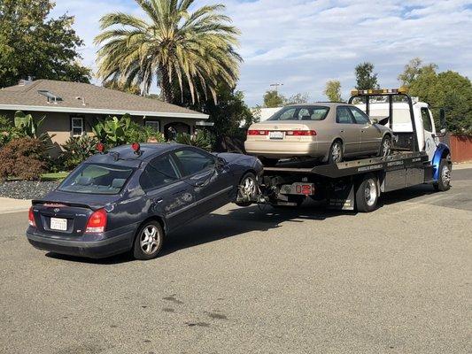 Final pickup with professional towing company