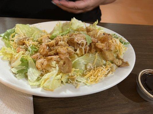 Grilled shrimp salad