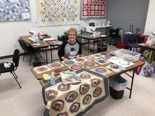 Gail making a BullsEye quilt