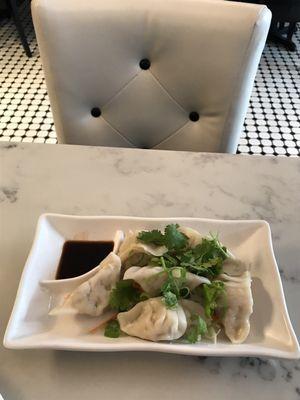 Basil chicken dumplings (steamed)