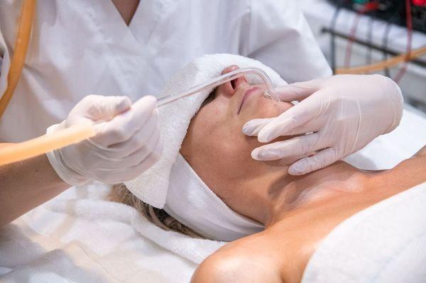 iderm Facial Treatment