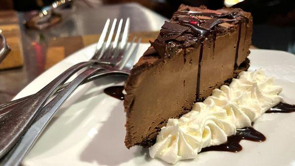 Chocolate mousse cake