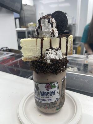 Oreo cheesecake milkshake