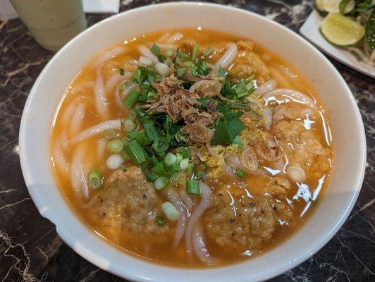 Banh canh cua