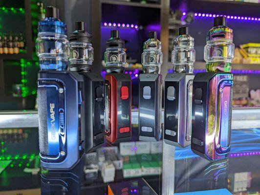 WE GOT NEW INVENTORY!!!! Check out the new GeekVape M100 all internal box mod.