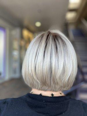 Blonding with Airtouch technique