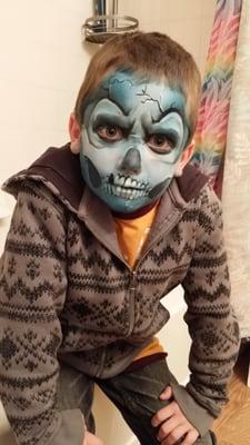 skull face painting