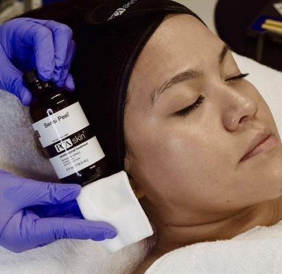 We offer PCA chemical peels to exfoliate, lighten, brighten and correct sun damage, hyperpigmentation and acne.