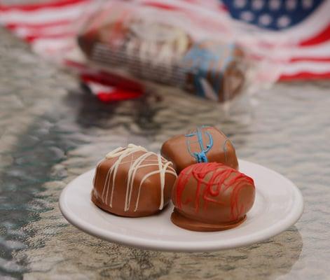 Summer Whips: bursting with festive flavor. This three-pack comes in cherry, vanilla, and blue raspberry.