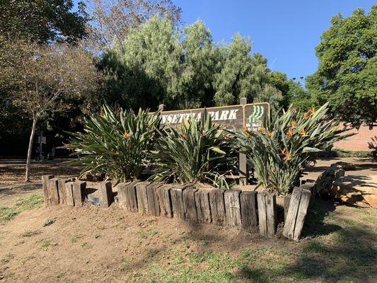 Poinsettia Recreation Center