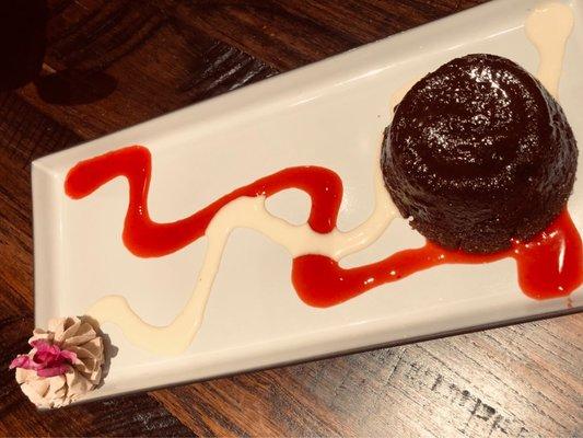 Molten lava cake