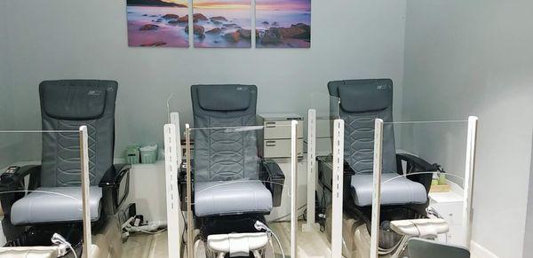 Premium grade acrylic to develop a protective barrier for each pedicure station!