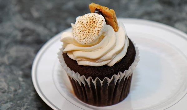 S'more cupcake